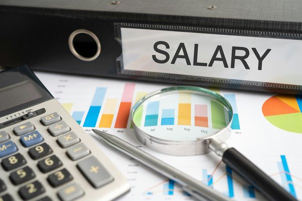 Optimiser les avantages salariés en entreprise : options à privilégier !